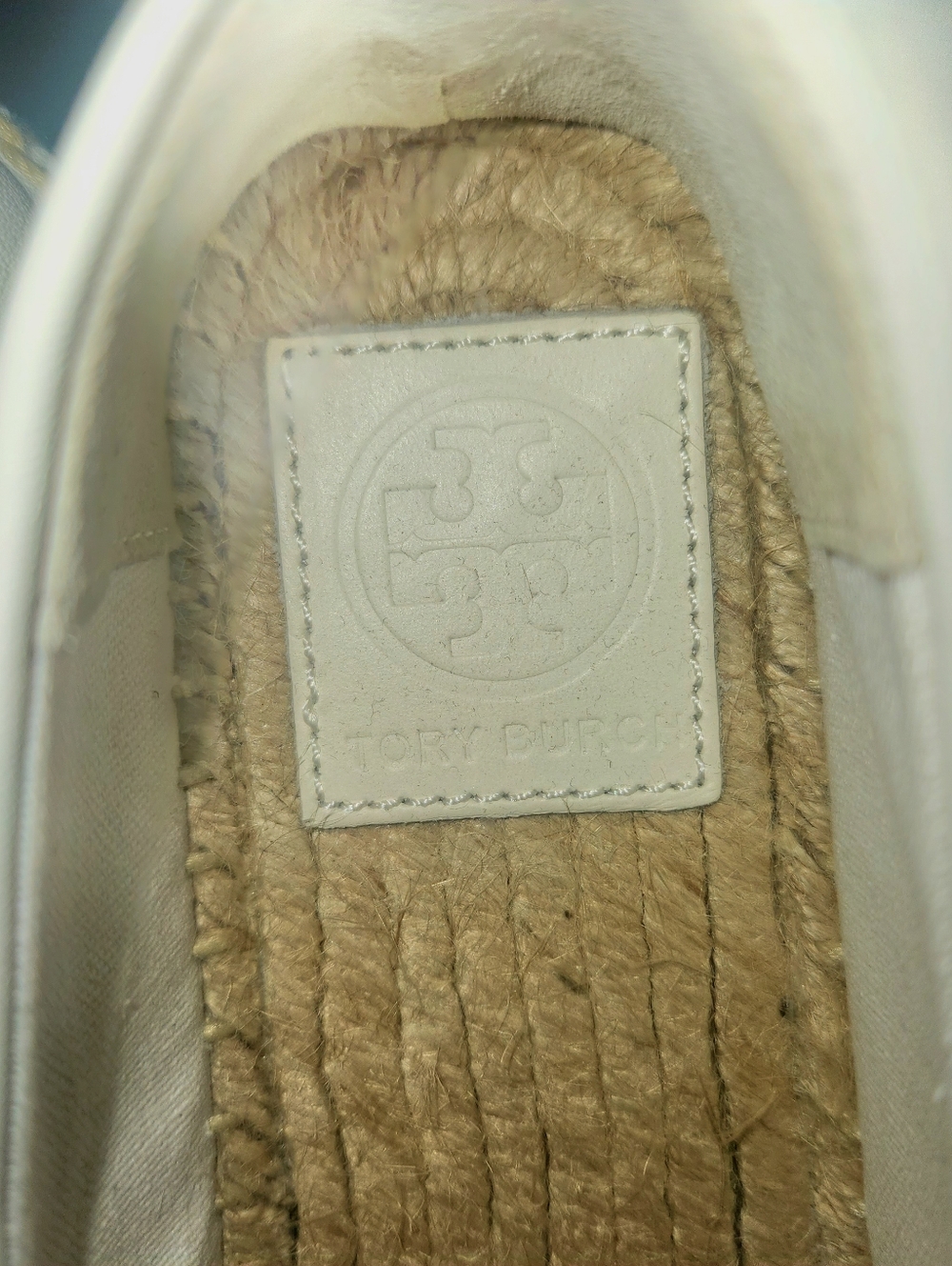Tory Burch White Leather Espadrilles with Black Toe Cap - Picture 9 of 9